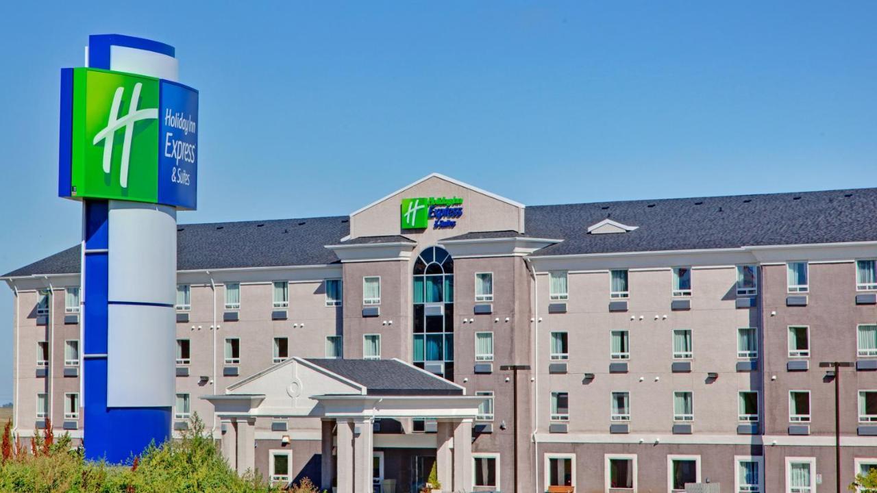 Holiday Inn Express Hotel & Suites Swift Current By Ihg Exteriör bild