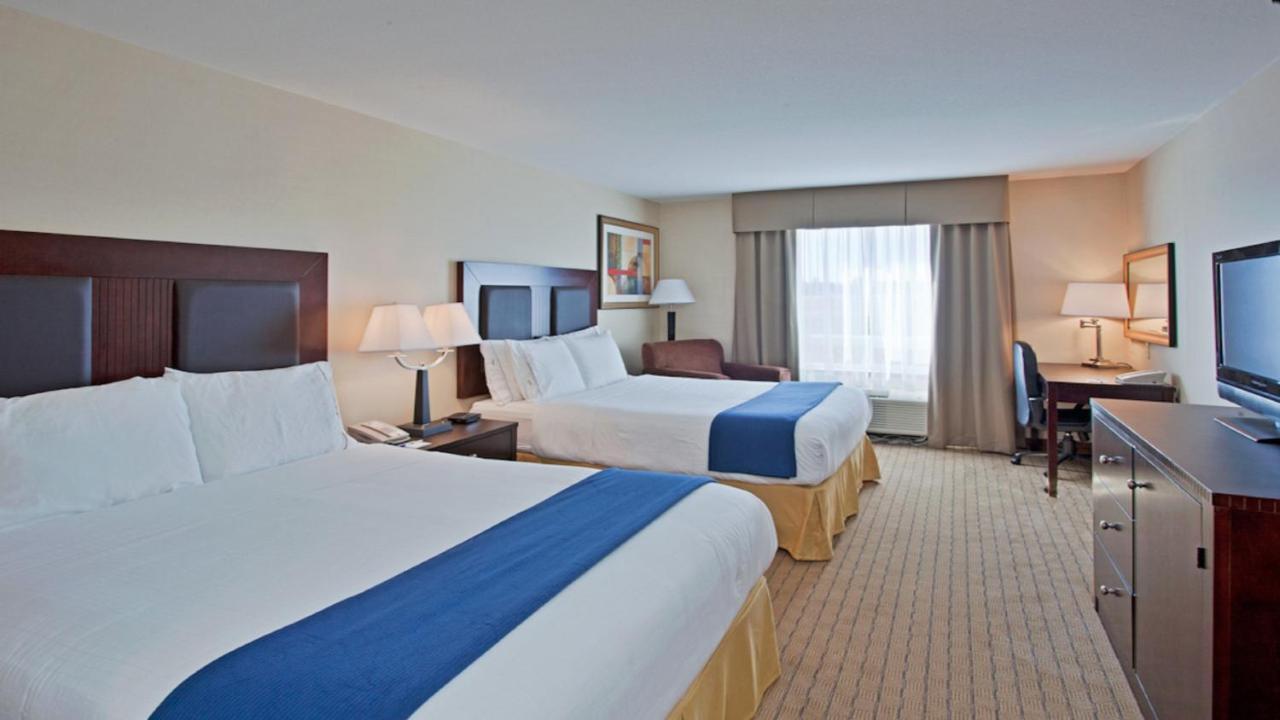 Holiday Inn Express Hotel & Suites Swift Current By Ihg Exteriör bild