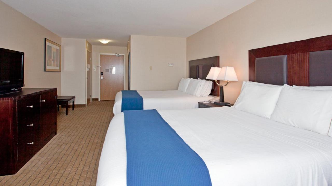Holiday Inn Express Hotel & Suites Swift Current By Ihg Exteriör bild