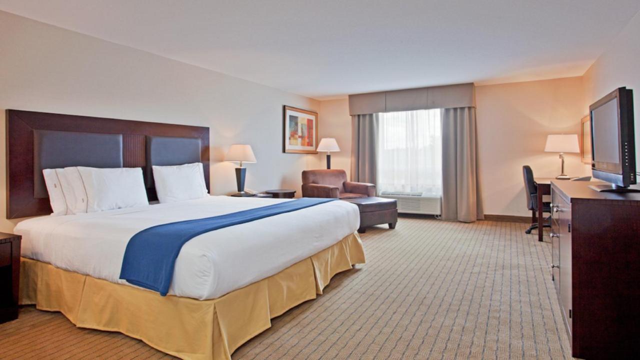 Holiday Inn Express Hotel & Suites Swift Current By Ihg Exteriör bild